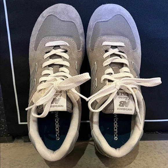 New Balance Classic 574 Gray and White Sneakers - Picture 6 of 6